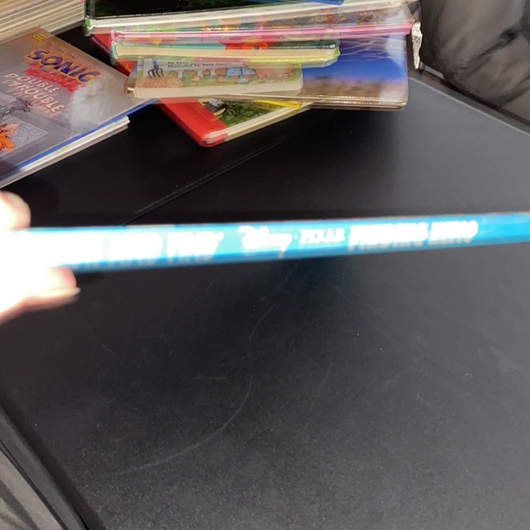 Disney Pixar Finding Nemo Look and Find Hardcover - Picture 7 of 7